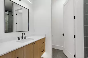 4854 N Soleggiato Cir E, Lehi, UT 84043 - Photo 20