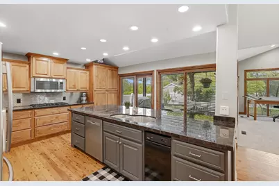 962 S Valley View Dr E, Fruit Heights, UT 84037 - Photo 12