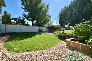 1227 W 1835 N, Lehi, UT 84043 - Photo 16