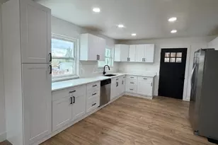 215 N Center St, Castle Dale, UT 84513 - Photo 8