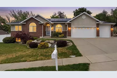 43 E Peachtree Dr N, Centerville, UT 84014 - Photo 2