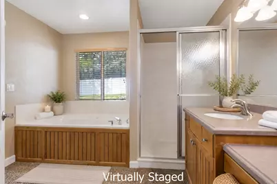 43 E Peachtree Dr N, Centerville, UT 84014 - Photo 14