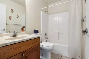 43 E Peachtree Dr N, Centerville, UT 84014 - Photo 20