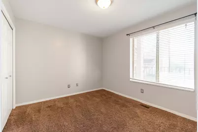 9215 S Jefferson Cv W, Sandy, UT 84070 - Photo 12