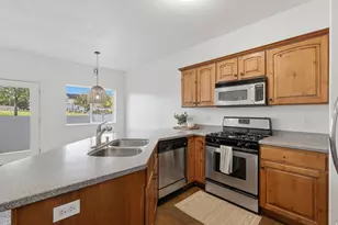 1592 W Wynview Ln, South Jordan, UT 84095 - Photo 4
