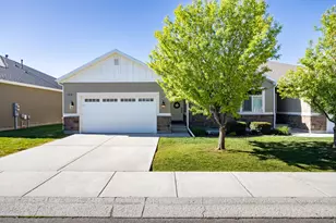 122 E 690 S, Smithfield, UT 84335 - Photo 2