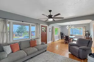 684 E 2650 N, North Ogden, UT 84414 - Photo 2