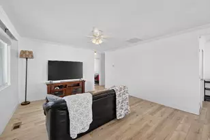 4515 W 5335 S, Kearns, UT 84118 - Photo 4