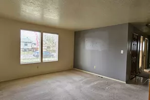2755 W Hazelhurst Dr, Taylorsville, UT 84129 - Photo 4