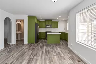 9328 N Oakland Hills Dr, Eagle Mountain, UT 84005 - Photo 6