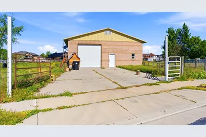 1695 N Olsen Way, West Bountiful, UT 84087 - Photo 12