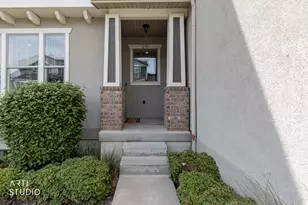 1281 S Mountain Crest Dr Dr, Woods Cross, UT 84087 - Photo 4