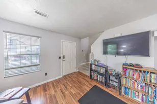 2011 N 2095 W, Clinton, UT 84015 - Photo 6