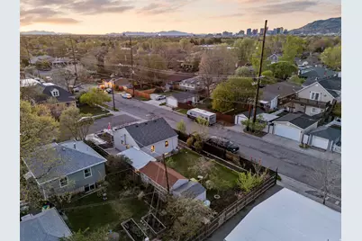 1811 S Lincoln St E, Salt Lake City, UT 84105 - Photo 38