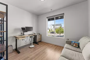 805 S Spg Cyn Wy, Springville, UT 84663 - Photo 4