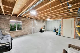 94 E Ashgrove Ln, Saratoga Springs, UT 84045 - Photo 16