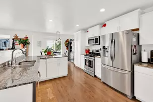 94 E Ashgrove Ln, Saratoga Springs, UT 84045 - Photo 12