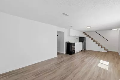 700 E 5900 S, Murray, UT 84107 - Photo 8