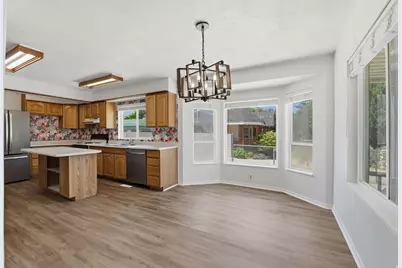 700 E 5900 S, Murray, UT 84107 - Photo 4