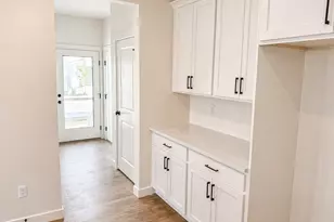 11432 S Glass Hill Dr, South Jordan, UT 84009 - Photo 10