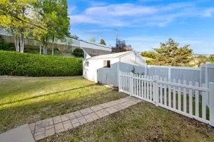 551 E North Hills Dr N, Salt Lake City, UT 84103 - Photo 30