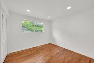 551 E North Hills Dr N, Salt Lake City, UT 84103 - Photo 18
