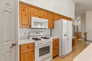 2291 W Craig Ln, Syracuse, UT 84075 - Photo 10