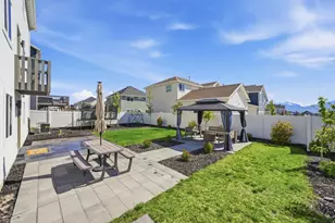 7184 N Crystal Brook Dr, Eagle Mountain, UT 84005 - Photo 28