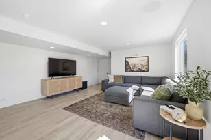 7184 N Crystal Brook Dr, Eagle Mountain, UT 84005 - Photo 22
