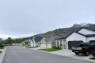 1449 N Cobblewood Ct E, Kaysville, UT 84037 - Photo 44