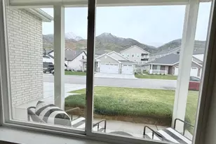 1449 N Cobblewood Ct E, Kaysville, UT 84037 - Photo 6