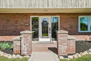 4655 S Deercreek Rd E, Salt Lake City, UT 84124 - Photo 2