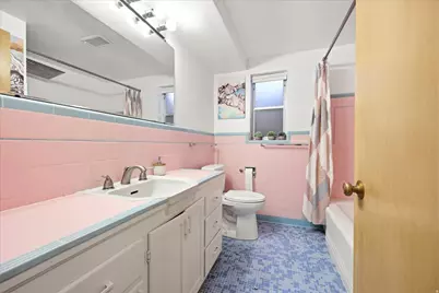2484 E Skyline Dr, Salt Lake City, UT 84108 - Photo 18