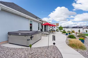 925 W Torrey Pnes Dr, Richfield, UT 84701 - Photo 34