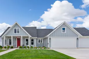 925 W Torrey Pnes Dr, Richfield, UT 84701 - Photo 1