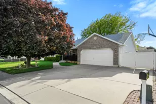 864 S 900 E, Spanish Fork, UT 84660 - Photo 2