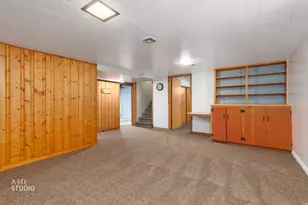 7387 S Halelani Dr E, Midvale, UT 84047 - Photo 18