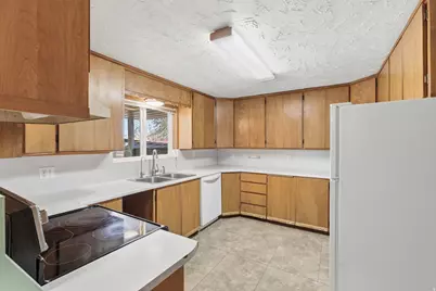 853 N 1400 E, Logan, UT 84321 - Photo 32