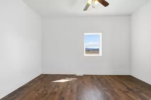 1129 S River Side Dr, Circleville, UT 84723 - Photo 16