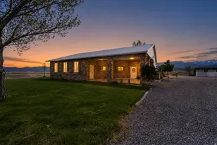 1129 S River Side Dr, Circleville, UT 84723 - Photo 28