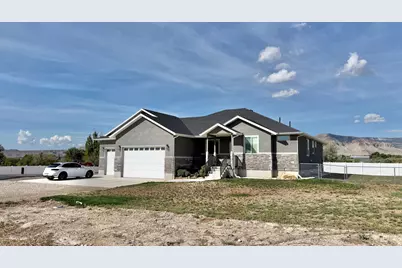 365 N 100 E, Ferron, UT 84523 - Photo 1