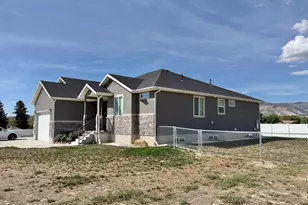 365 N 100 E, Ferron, UT 84523 - Photo 2