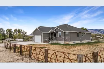 365 N 100 E, Ferron, UT 84523 - Photo 52