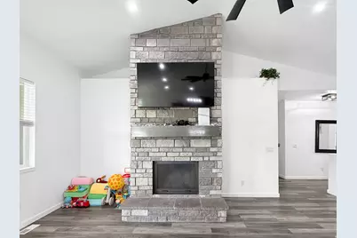 365 N 100 E, Ferron, UT 84523 - Photo 16
