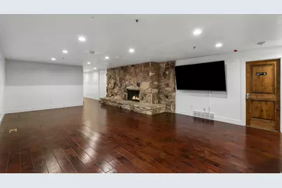 8265 W 2700 S, Magna, UT 84044 - Photo 16