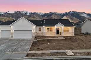120 N 900 E, Hyde Park, UT 84318 - Photo 2