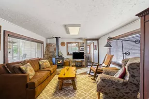 499 W Center St, Marysvale, UT 84750 - Photo 14