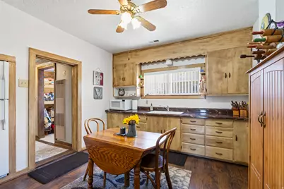 499 W Center St, Marysvale, UT 84750 - Photo 8
