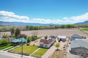 499 W Center St, Marysvale, UT 84750 - Photo 1