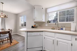 260 W 400 N, Orem, UT 84057 - Photo 16